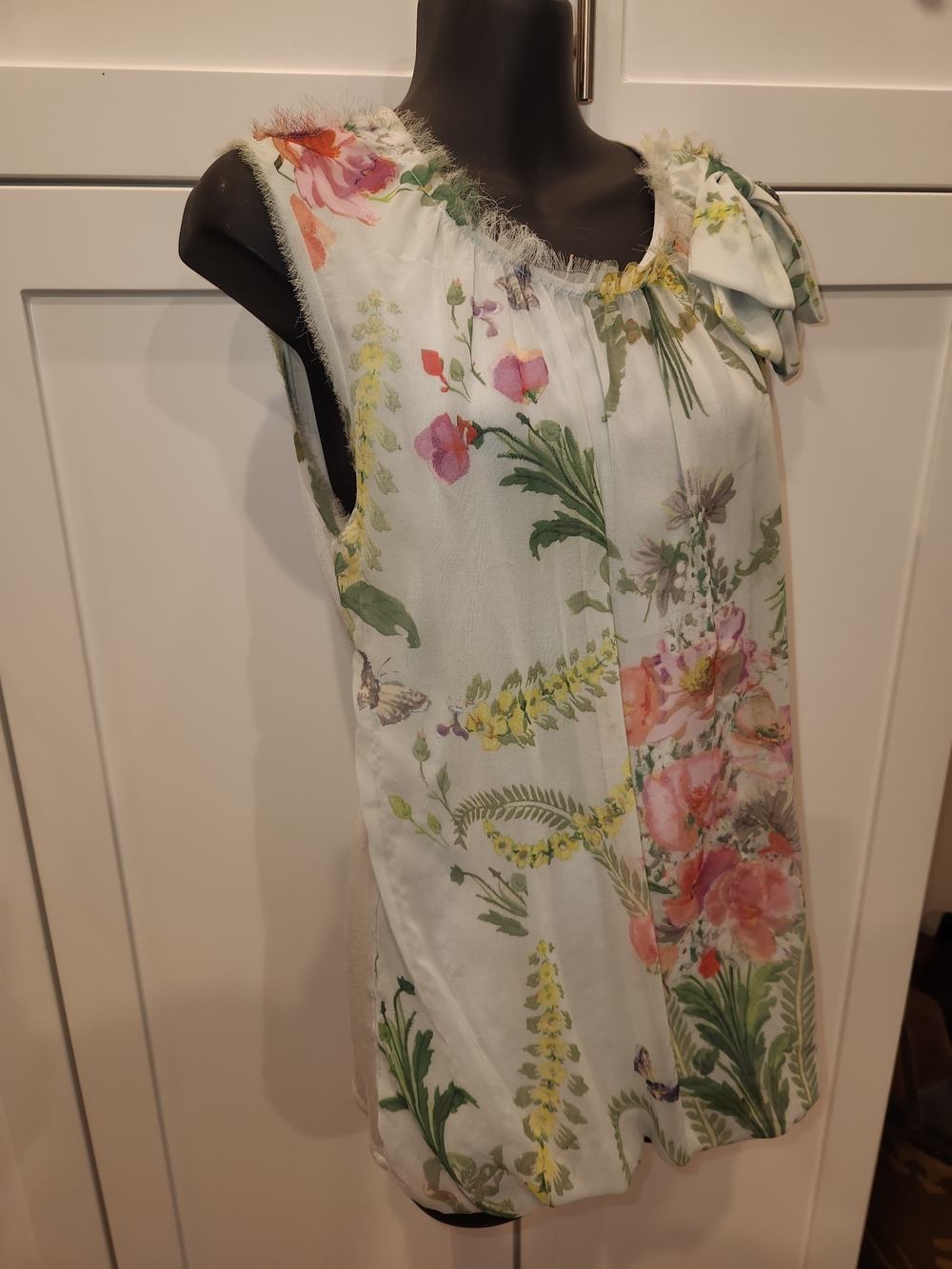 🍉Ted Baker Floral Sleeveless Top
